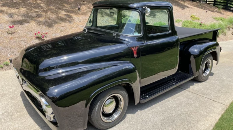 1956 Ford F-100 Big Window Pickup