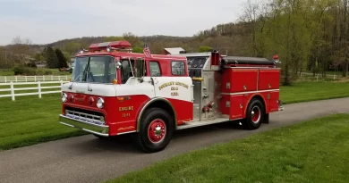 1986 Ford C8000 Fire Truck