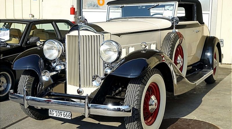 1933 Packard Eight Model 1001