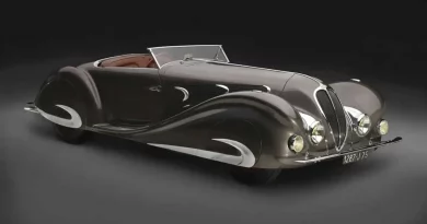 1937 Delahaye Type 135 Competition Court Roadster