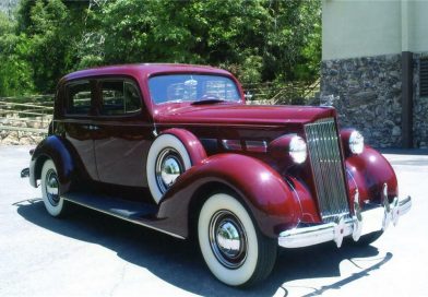 1937 Packard 120 Club Sedan
