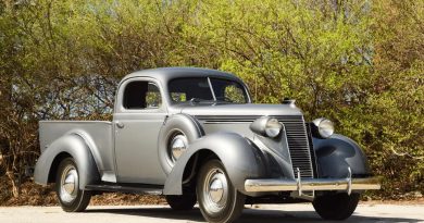 1937 Studebaker Coupe Express Truck