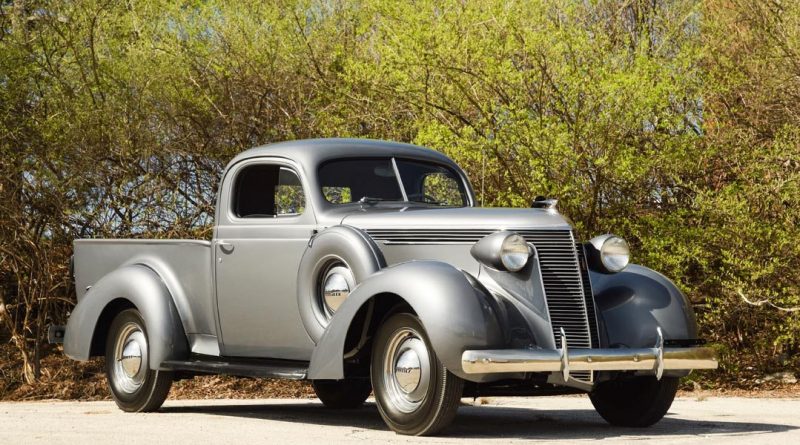 1937 Studebaker Coupe Express Truck