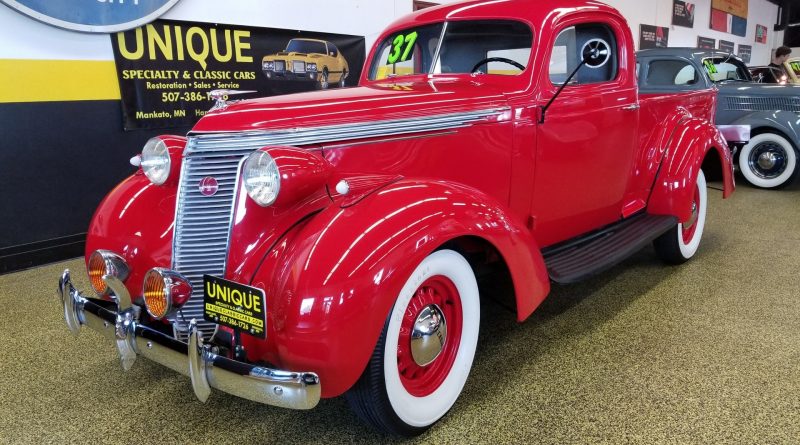 1937 Studebaker Coupe Express Truck