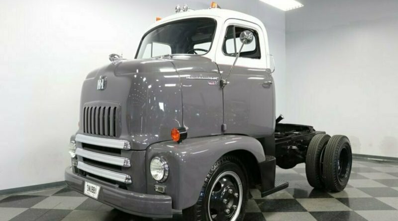 1952 International Harvester L-160 COE “Snubnose”