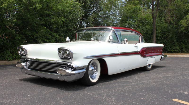 1958 Pontiac Star Chief Custom Hardtop