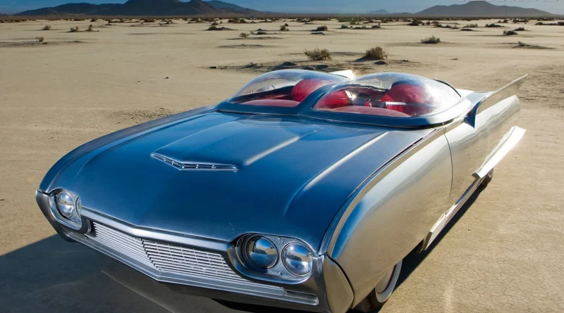 1961 Ford Thunderbird bubbletop “Thunderflite”