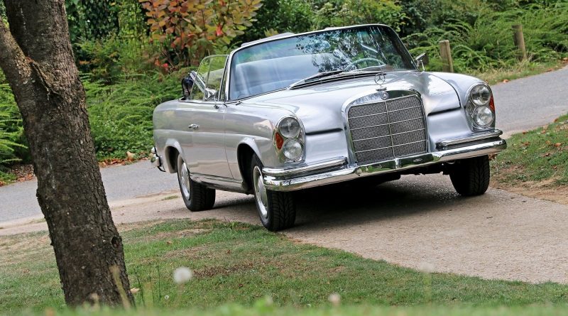 1962 Mercedes-Benz W111 Cabriolet