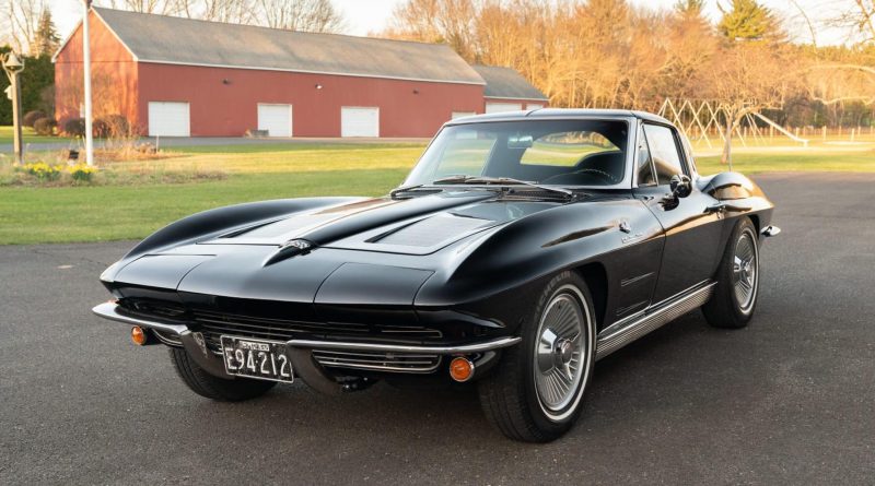 1963 Chevrolet Corvette Sting Ray