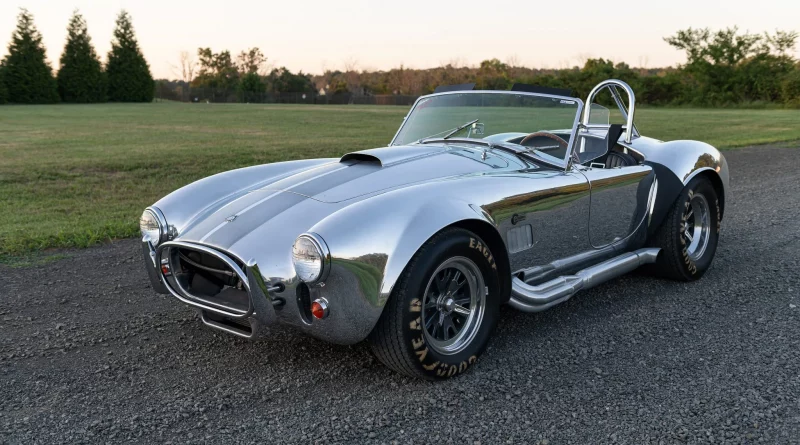 1965 Aluminum-Bodied Shelby Cobra 427