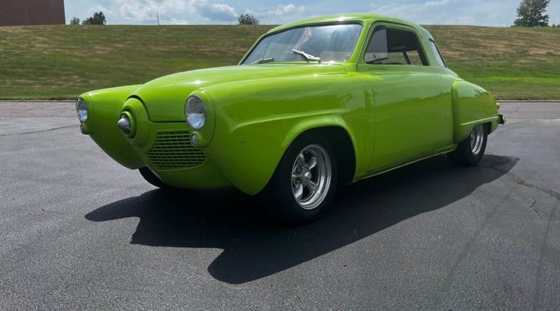 1947 Studebaker Starlight