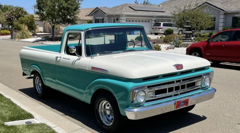 1961 Ford F-100