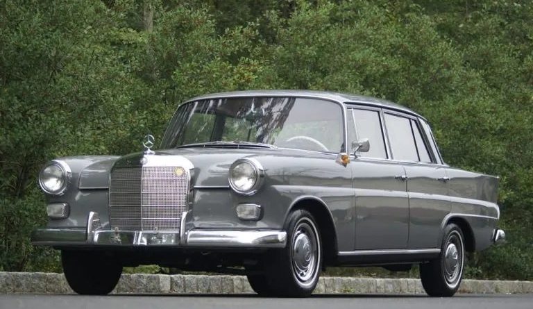 1964 Mercedes Benz 190D Heckflosse W110 Diesel