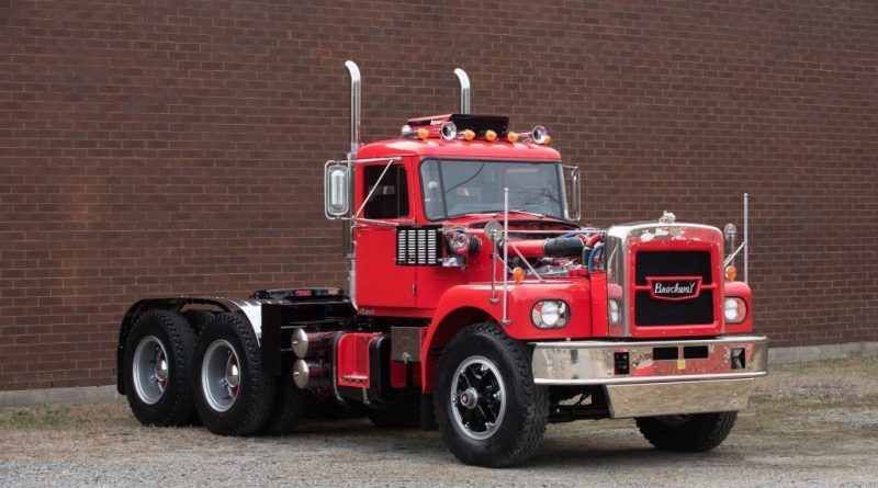 1972 Brockway G90 Truck