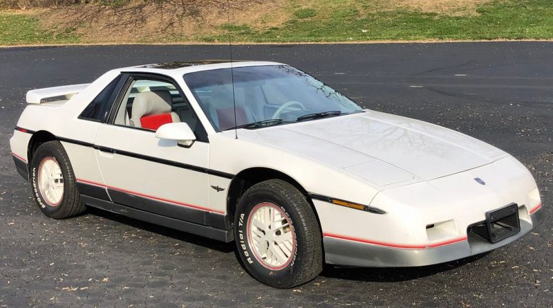 1984 Pontiac Fiero Indy Pace Car