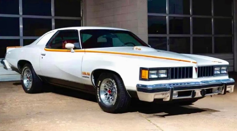 1977 Pontiac LeMans CAN AM